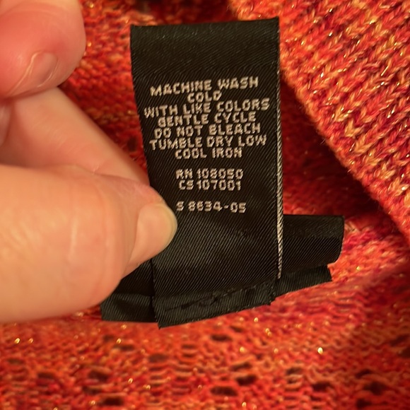 Short shrug sweater. Orange, Pink, gold thread Long sleeves w/hood.  Plus size - Picture 3 of 7